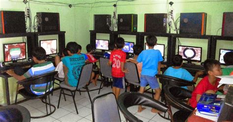 d kios Pencari Pattern Langka di sisi lain deluxe skin Pemilik warnet saat main ranked harga miring image 3
